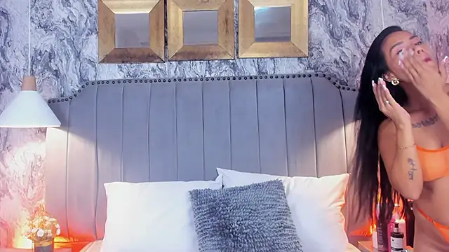 Snapshot of Pocahontas_BGB chatting on September 15, 2025, 8:42 pm Pocahontas BGB online show from September 15, 2025, 8:42 pm