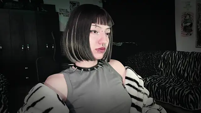 roxy toxic online show from May 28, 2026, 1:35 am