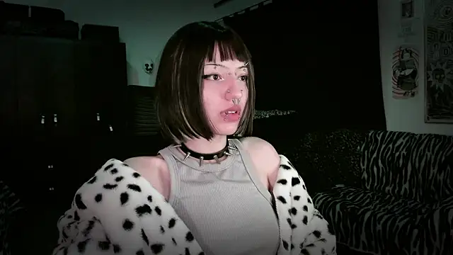 roxy toxic online show from May 15, 2026, 11:36 pm