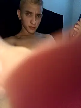 Snapshot of manu_stiv chatting on February 12, 2026, 5:18 am manu stiv online show from February 12, 2026, 5:18 am