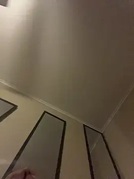 Snapshot of biggzee6 chatting on November 22, 2025, 11:20 am biggzee6 online show from November 22, 2025, 11:20 am