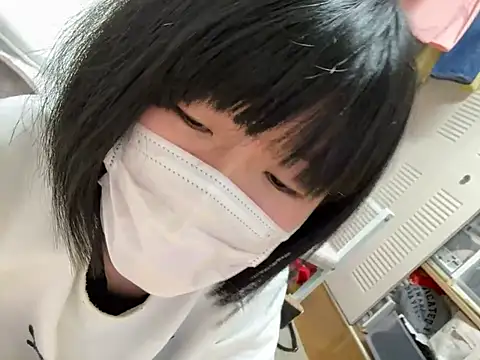 Snapshot of riri_riri_jp chatting on April 30, 2026, 10:44 am riri riri jp online show from April 30, 2026, 10:44 am