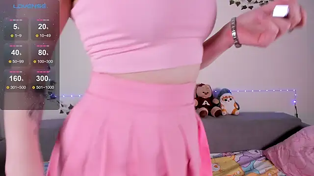 Snapshot of EmmyStar_ chatting on February 21, 2025, 8:27 pm EmmyStar online show from February 21, 2025, 8:27 pm