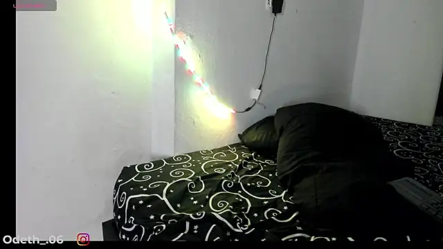 Odeth  online show from November 6, 2025, 4:27 am