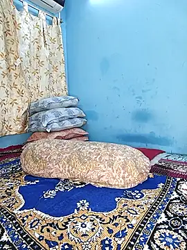 hevensex143 online show from February 7, 2026, 7:44 pm