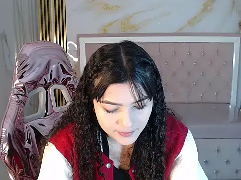 Snapshot of shalon_diaz_s chatting on March 7, 2025, 1:18 pm shalon diaz s online show from March 7, 2025, 1:18 pm