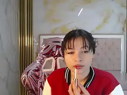 Snapshot of shalon_diaz_s chatting on February 13, 2025, 1:15 pm shalon diaz s online show from February 13, 2025, 1:15 pm