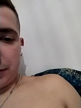 Pesos17 online show from September 28, 2025, 3:24 am