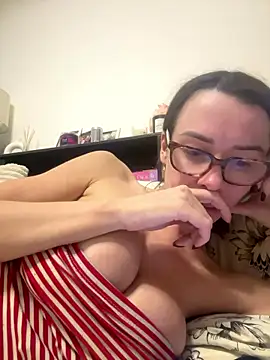 SexySophiaax online show from January 7, 2026, 2:22 pm