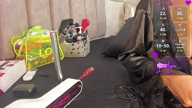 Liincostelloo online show from May 22, 2026, 4:21 am