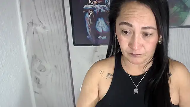 JULIANAWET69 online show from November 6, 2025, 12:25 am