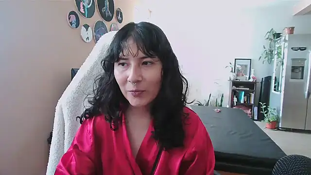 Snapshot of GinnyDelice chatting on October 11, 2025, 10:55 pm GinnyDelice online show from October 11, 2025, 10:55 pm
