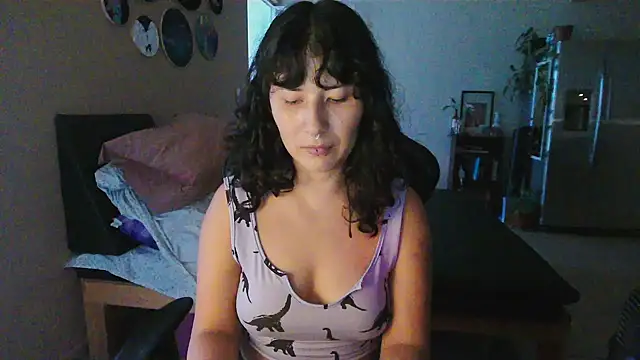 Snapshot of GinnyDelice chatting on October 8, 2025, 12:12 am GinnyDelice online show from October 8, 2025, 12:12 am