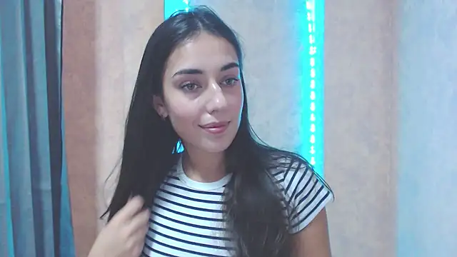 Snapshot of Lovelllyy chatting on September 28, 2025, 10:55 am Lovelllyy online show from September 28, 2025, 10:55 am