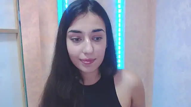 Snapshot of Lovelllyy chatting on January 24, 2025, 1:25 pm Lovelllyy online show from January 24, 2025, 1:25 pm