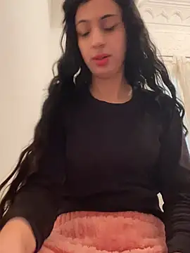 Snapshot of majdolin78 chatting on February 21, 2025, 10:39 am majdolin78 online show from February 21, 2025, 10:39 am