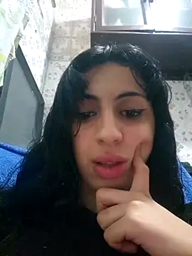 Snapshot of majdolin78 chatting on March 12, 2025, 10:39 pm majdolin78 online show from March 12, 2025, 10:39 pm