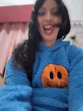 majdolin78 online show from February 25, 2026, 8:30 pm