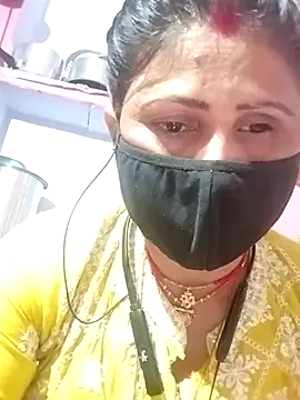 Snapshot of Bhavya_Bhan chatting on March 10, 2025, 5:07 pm Bhavya Bhan online show from March 10, 2025, 5:07 pm