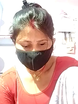 Snapshot of Bhavya_Bhan chatting on February 19, 2025, 12:03 am Bhavya Bhan online show from February 19, 2025, 12:03 am