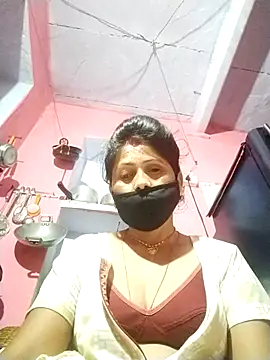 Snapshot of Bhavya_Bhan chatting on September 15, 2025, 12:11 am Bhavya Bhan online show from September 15, 2025, 12:11 am