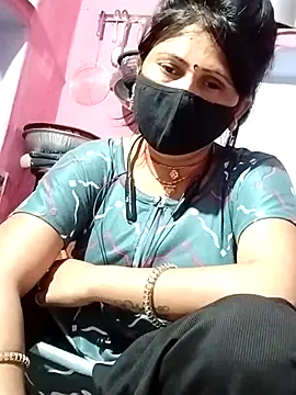 Snapshot of Bhavya_Bhan chatting on March 4, 2025, 5:03 pm Bhavya Bhan online show from March 4, 2025, 5:03 pm