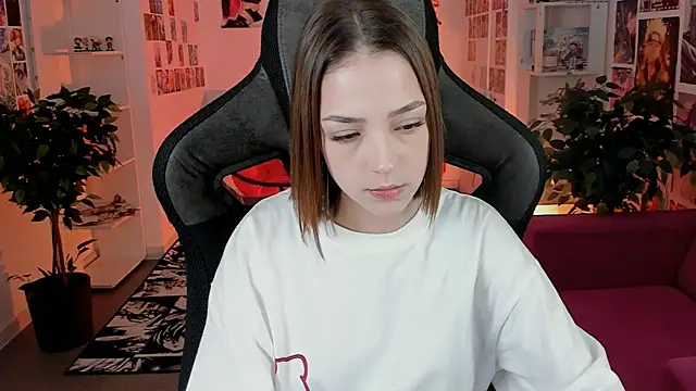 PamBeesly online show from November 8, 2025, 11:25 am