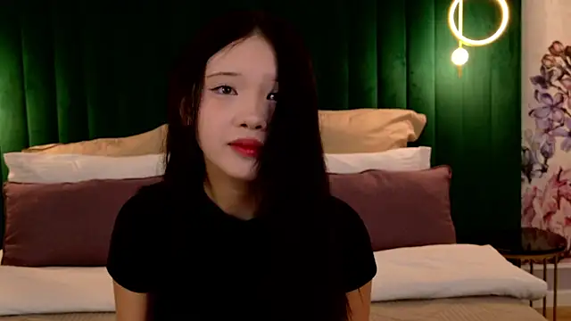 Snapshot of AnneCurtis chatting on April 3, 2026, 3:02 am AnneCurtis online show from April 3, 2026, 3:02 am