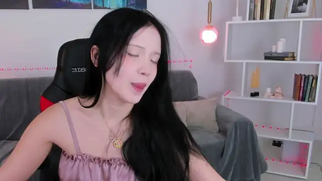 Snapshot of AnneCurtis chatting on February 10, 2026, 3:05 am AnneCurtis online show from February 10, 2026, 3:05 am