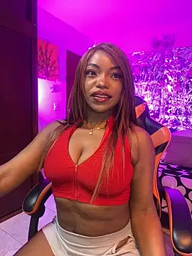 SaraYedid17 online show from April 7, 2026, 8:16 am