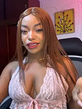 SaraYedid17 online show from November 16, 2025, 7:24 am