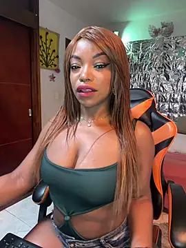 SaraYedid17 online show from March 6, 2026, 9:59 am