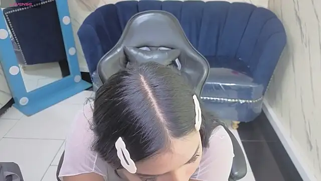 Paulette v online show from November 20, 2025, 1:12 pm