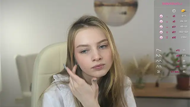 Snapshot of OdelinaEliot chatting on January 29, 2025, 7:00 pm OdelinaEliot online show from January 29, 2025, 7:00 pm