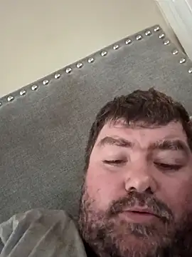 Rcraigue4 online show from November 9, 2025, 5:17 pm