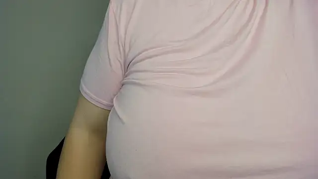 Snapshot of brithany_olson25 chatting on February 19, 2026, 1:30 pm brithany olson25 online show from February 19, 2026, 1:30 pm