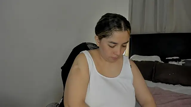 Snapshot of brithany_olson25 chatting on February 10, 2026, 12:15 pm brithany olson25 online show from February 10, 2026, 12:15 pm