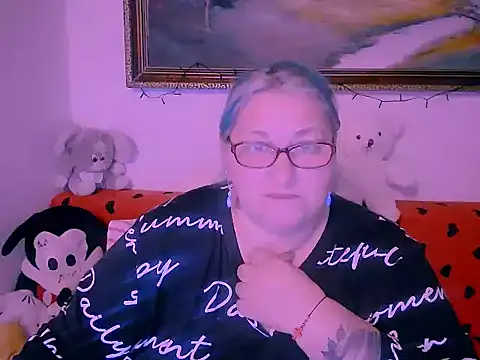 Snapshot of Marryllunax chatting on November 23, 2025, 3:33 pm Marryllunax online show from November 23, 2025, 3:33 pm