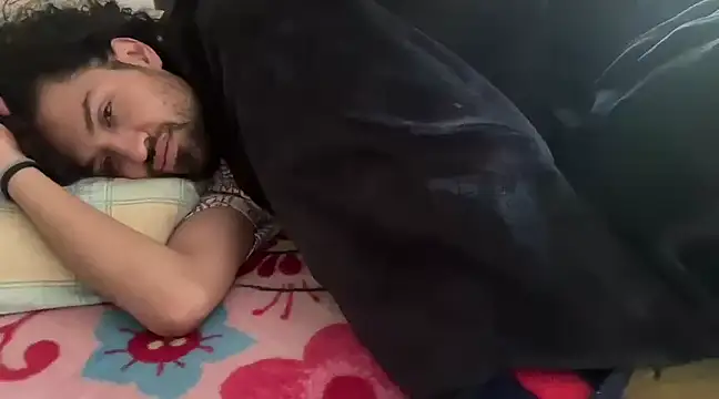 Snapshot of elviolagays91 chatting on January 23, 2025, 5:31 pm elviolagays91 online show from January 23, 2025, 5:31 pm