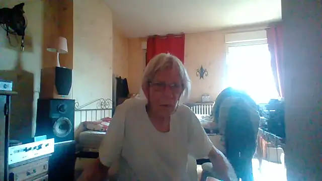rosanetrav online show from July 1, 2026, 8:03 am