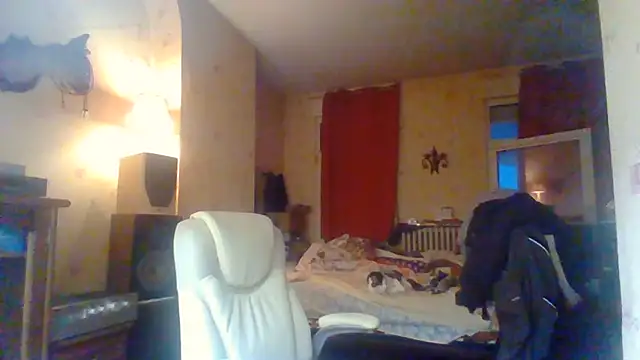 rosanetrav online show from July 17, 2026, 3:37 am