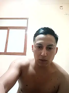 Snapshot of LuisMex1998 chatting on January 15, 2026, 7:23 am LuisMex1998 online show from January 15, 2026, 7:23 am