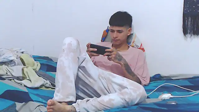 lu nastyboy18 online show from October 8, 2025, 12:45 am