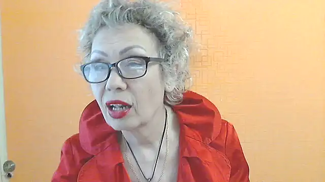 NessyJenixs online show from May 8, 2026, 1:37 pm
