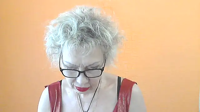 NessyJenixs online show from May 26, 2026, 6:55 am