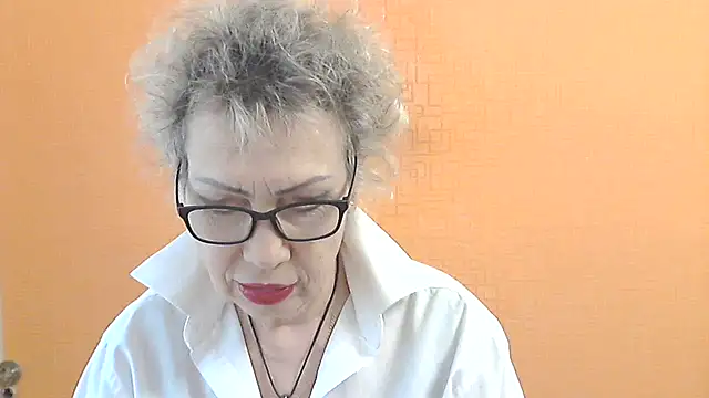 NessyJenixs online show from March 22, 2026, 1:34 pm