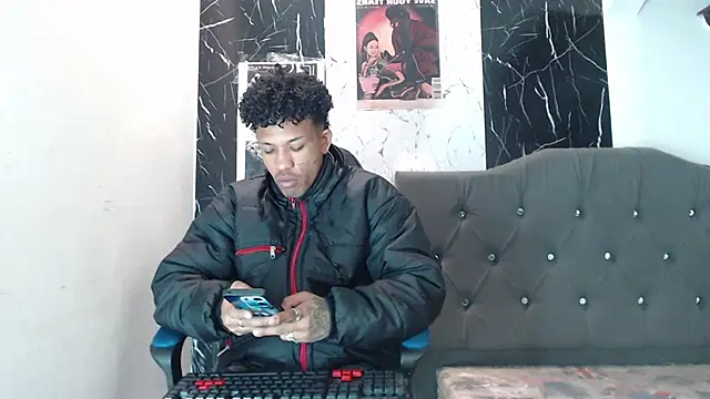 carlos alber12 online show from October 17, 2025, 1:02 pm