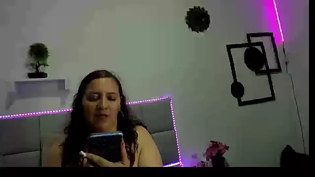 Snapshot of Madisson_Housse chatting on March 15, 2025, 11:29 am Madisson Housse online show from March 15, 2025, 11:29 am