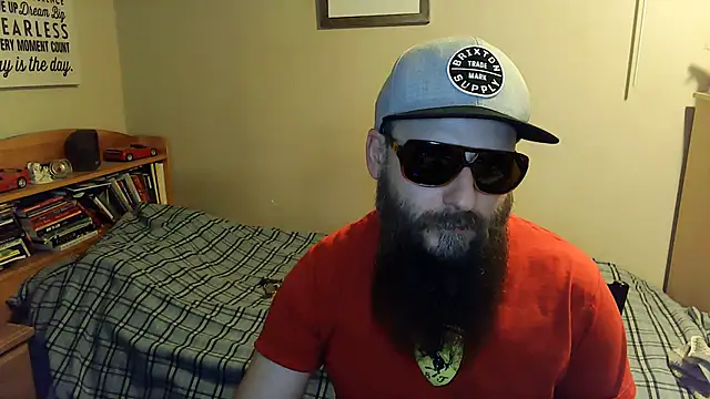 Snapshot of MasterMike2030 chatting on January 20, 2025, 5:15 am MasterMike2030 online show from January 20, 2025, 5:15 am