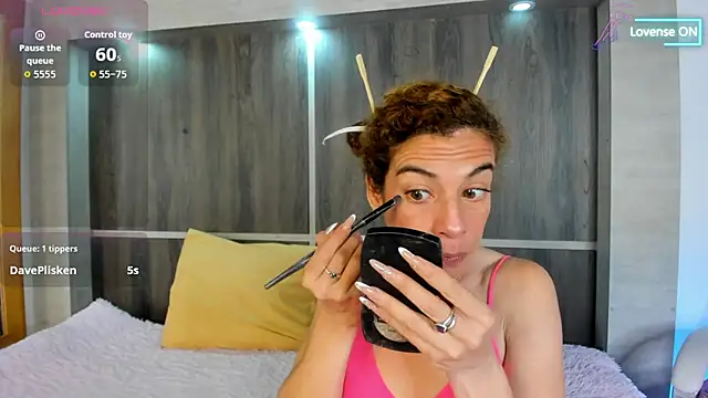 Bryna  online show from January 8, 2026, 5:02 am